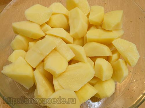 порезать картофель