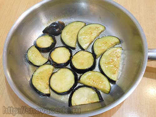 Как потушить баклажаны с овощами на сковороде
